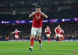 仔细品品詹姆斯扣篮的慢动作 帅呀